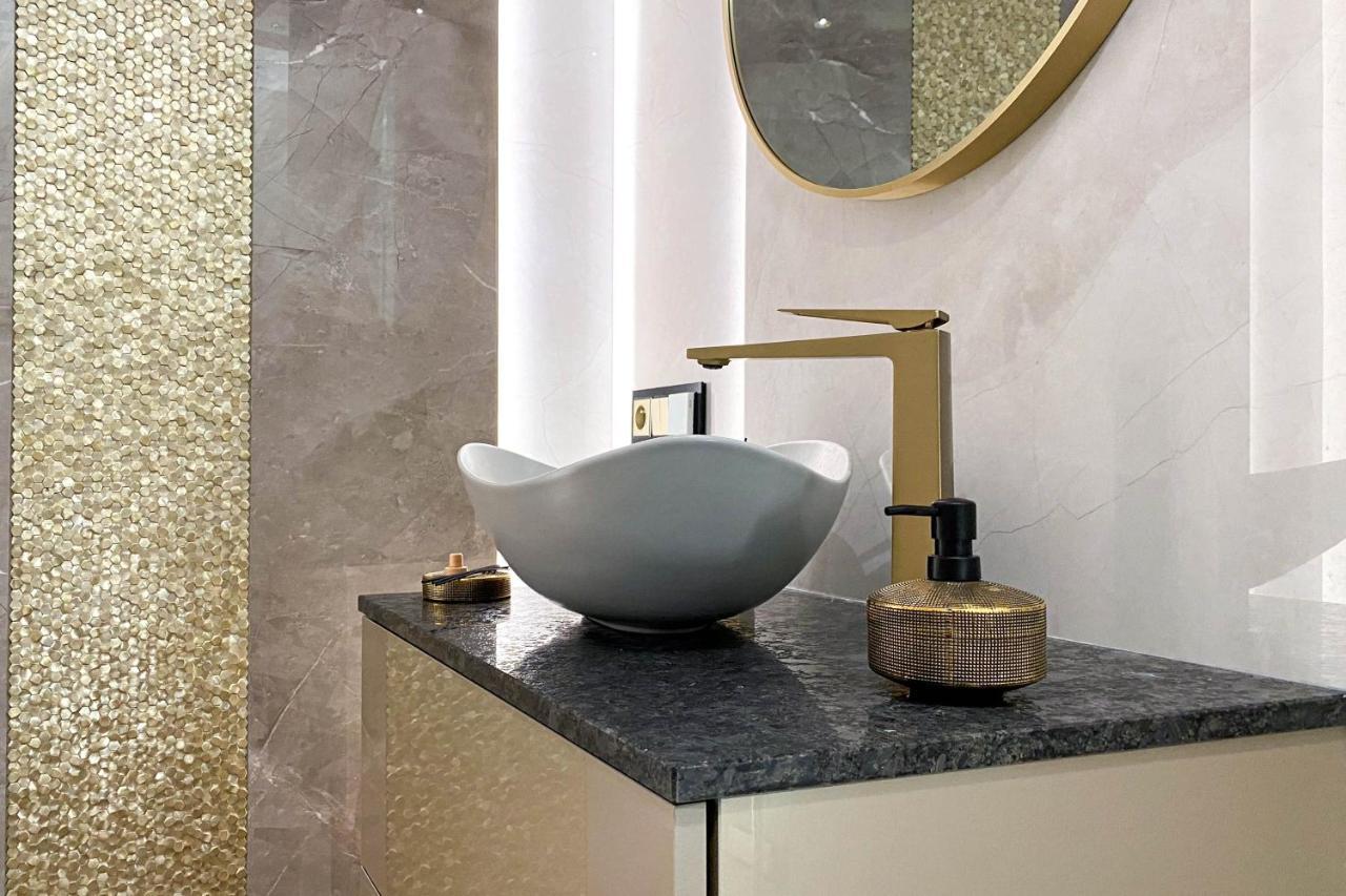 Monaco Premium Suites - New 외부 사진